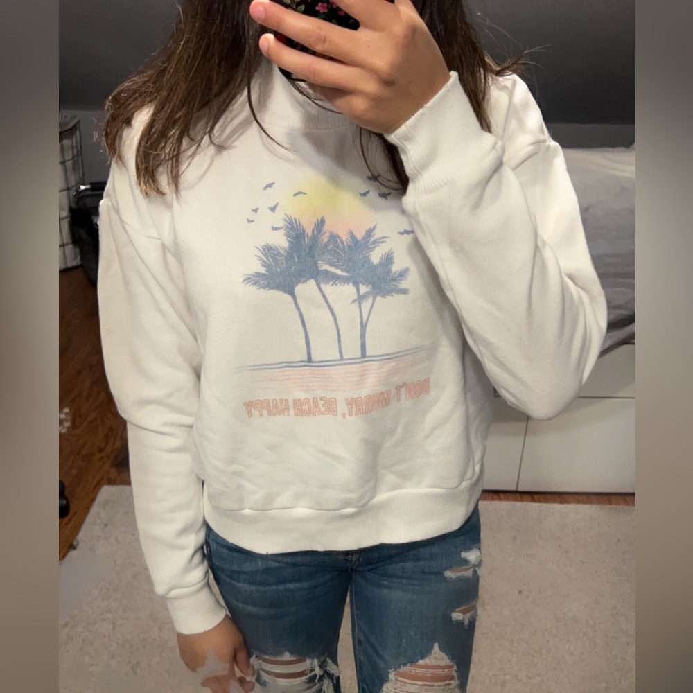 WHITE AERIE CREWNECK